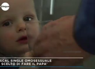 PAPA’ GAY: STORIA DI PASCAL E DEL PICCOLO ALEXIS CANALE 5 di Angela Camuso inviata per MATTINO 5 2019